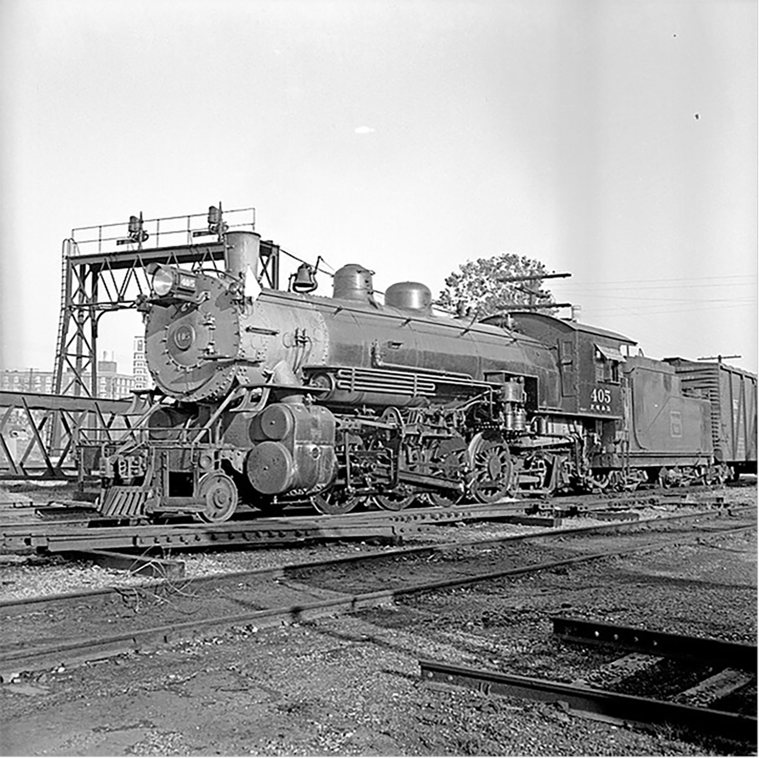 FW&D Locomotive No. 405 with tender in Dallas in undated photo. Photo credit: DeGolyer Library, Southern Methodist University FW&D Locomotive No. 405 with tender in Dallas in undated photo. Photo credit: DeGolyer Library, Southern Methodist University